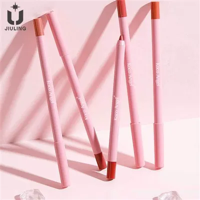 محدد شفاه جل مقاوم للماء